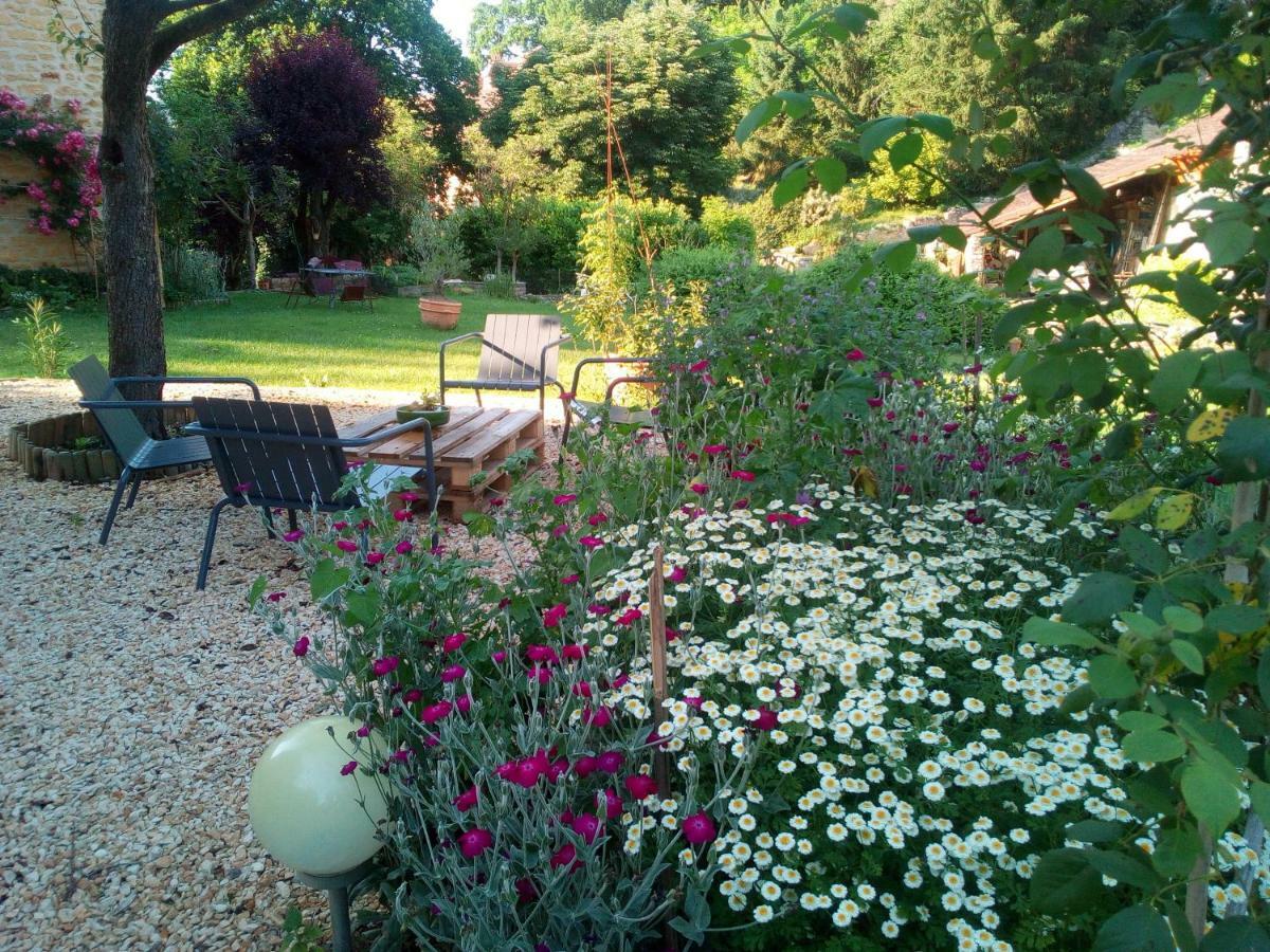 La Chabotine Bed and Breakfast Allas-Les-Mines Exteriör bild