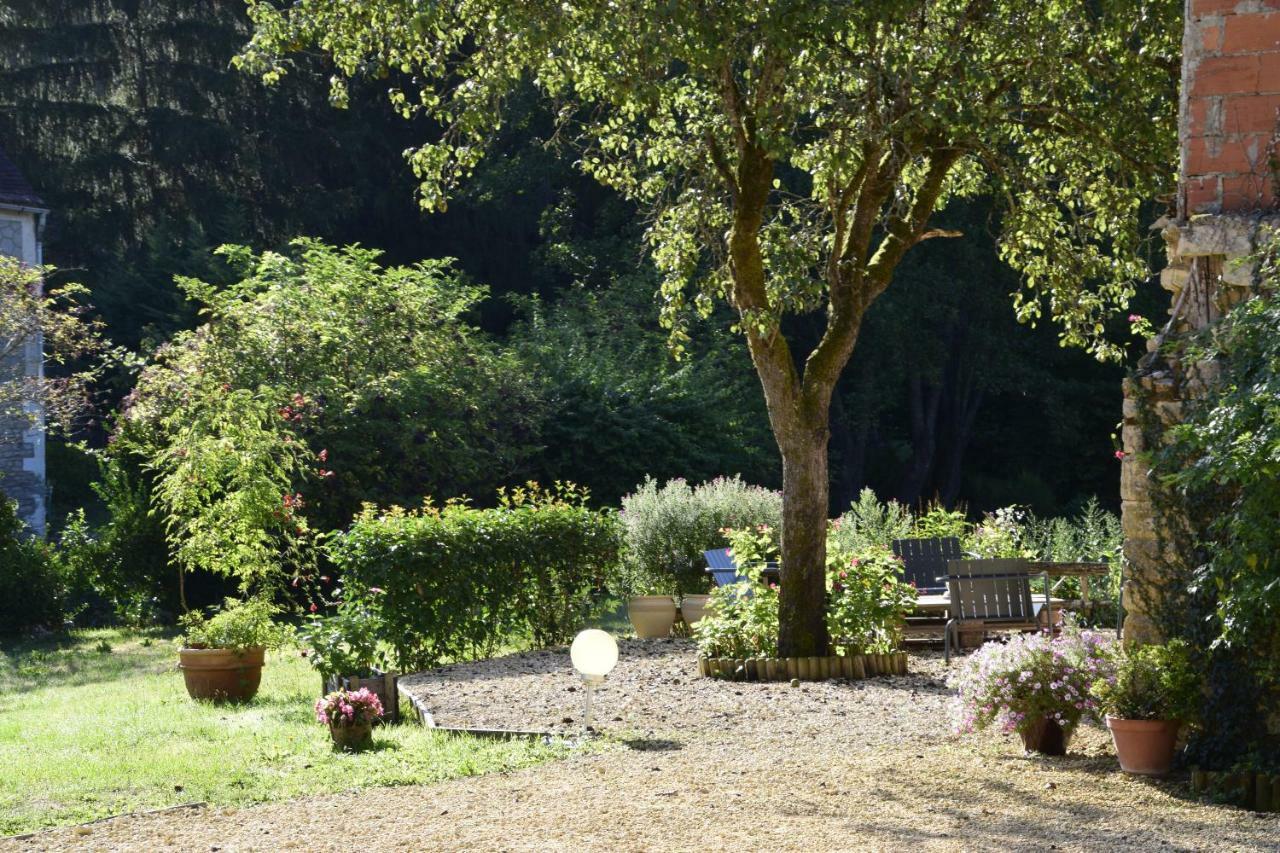 La Chabotine Bed and Breakfast Allas-Les-Mines Exteriör bild