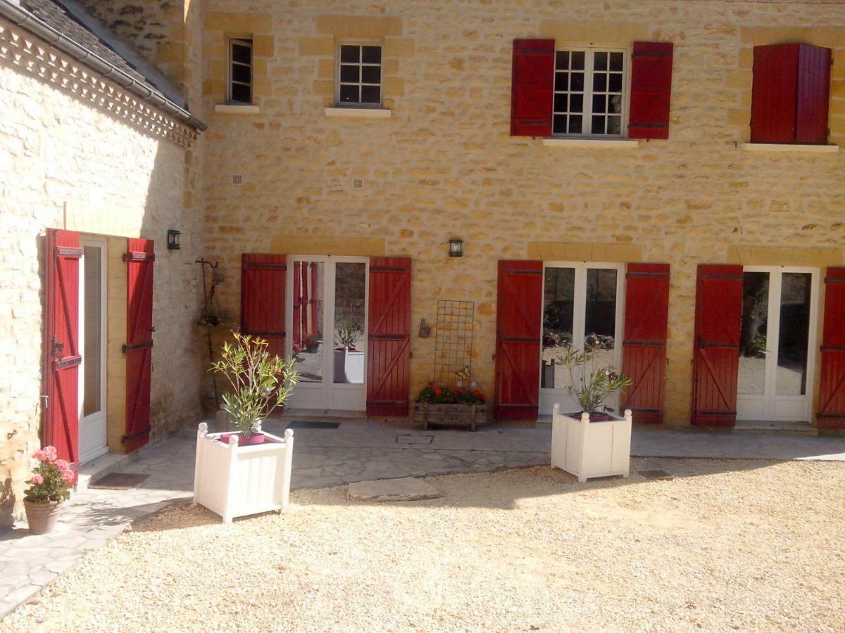 La Chabotine Bed and Breakfast Allas-Les-Mines Exteriör bild